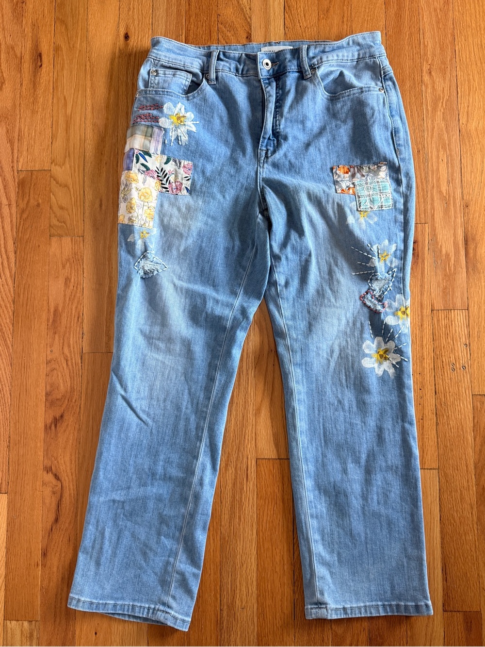 Light Blue Embroidered Patchwork Women’s Jeans